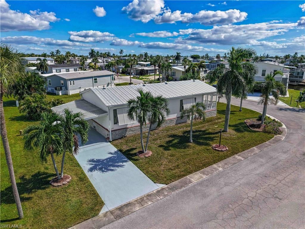 BAYSIDE ESTATES - Residential