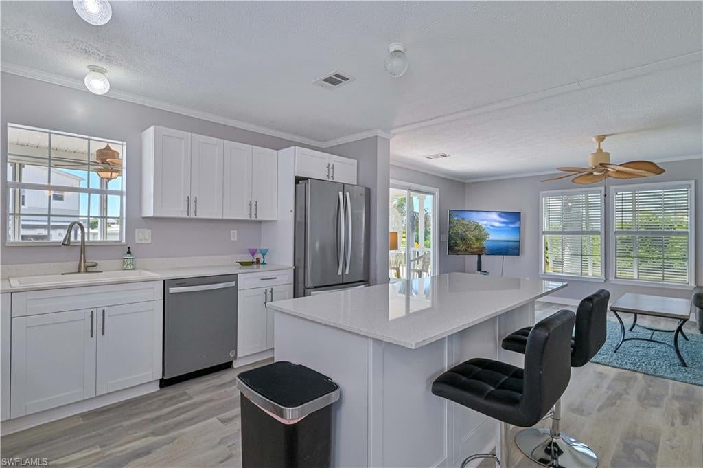 BAYSIDE ESTATES - Residential