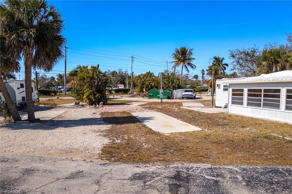 HELEN LANE CONDO RV - Land