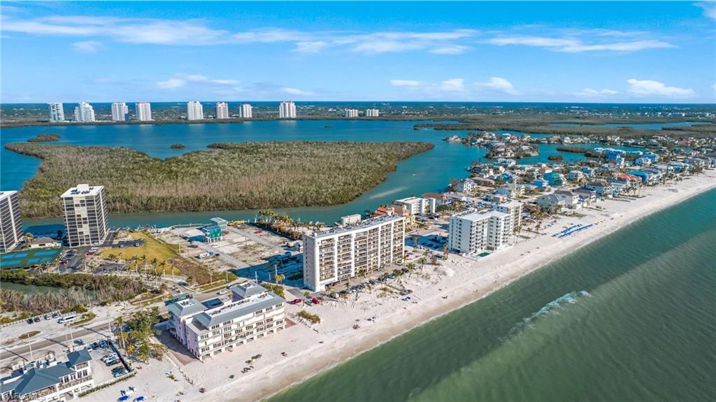 AMBASSADOR CONDO - Residential