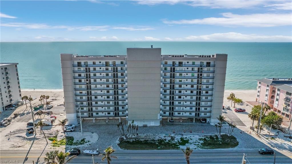 AMBASSADOR CONDO - Residential