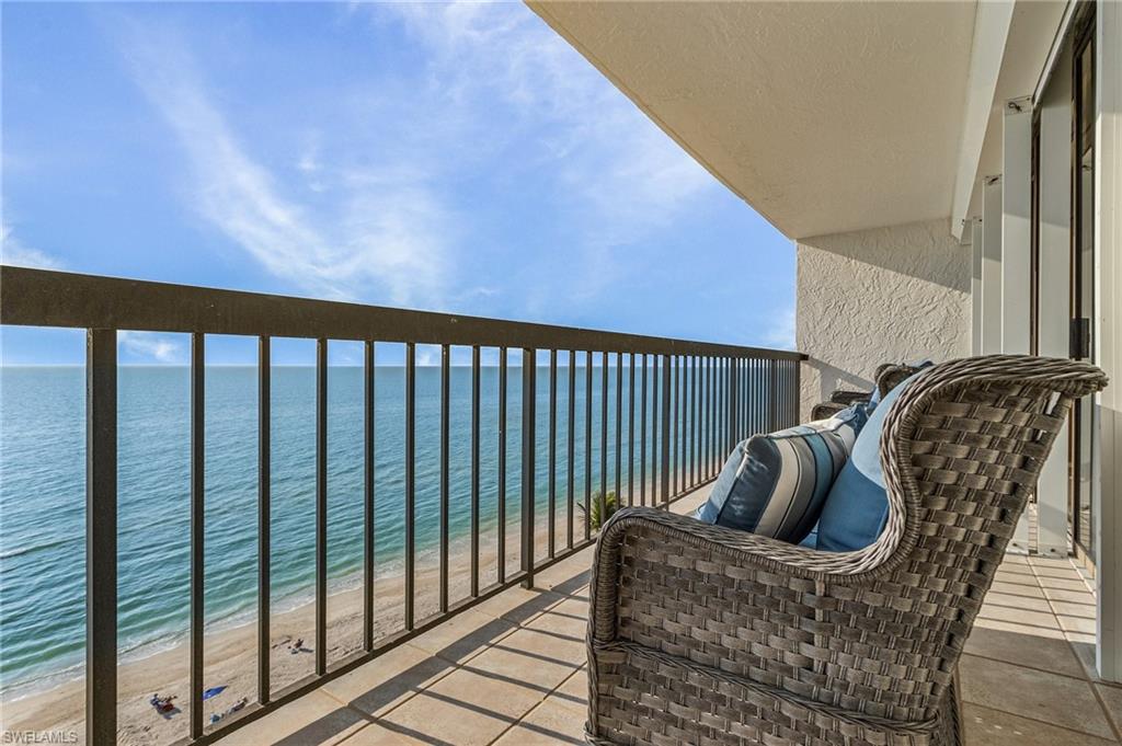 AMBASSADOR CONDO - Residential