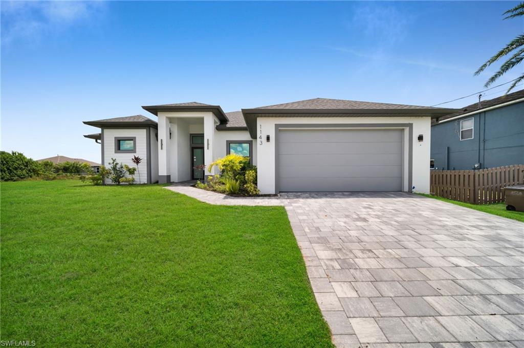 CAPE CORAL - Residential