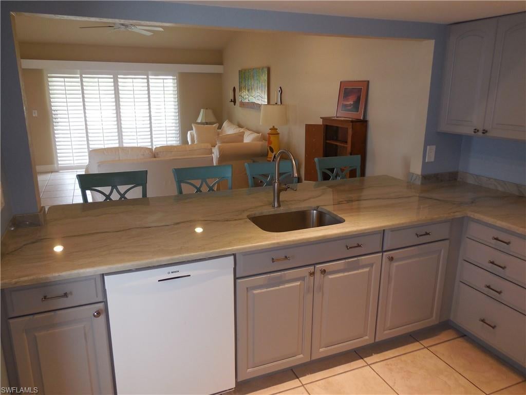 VILLAS AT QUAIL RUN - Residential