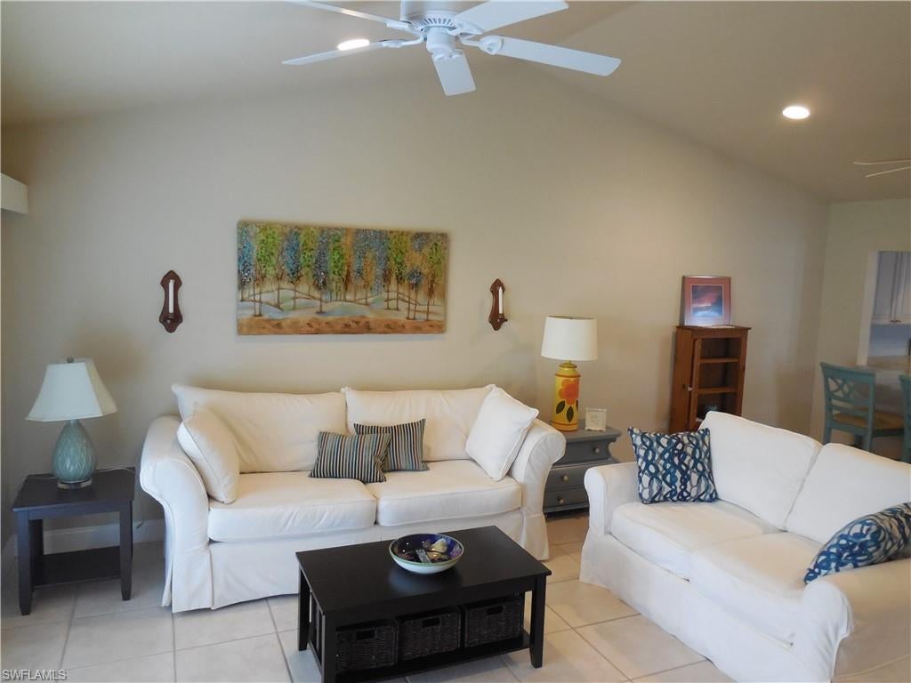 VILLAS AT QUAIL RUN - Residential