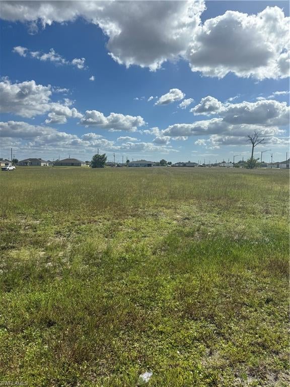 CAPE CORAL - Land