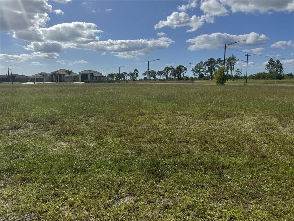 CAPE CORAL - Land