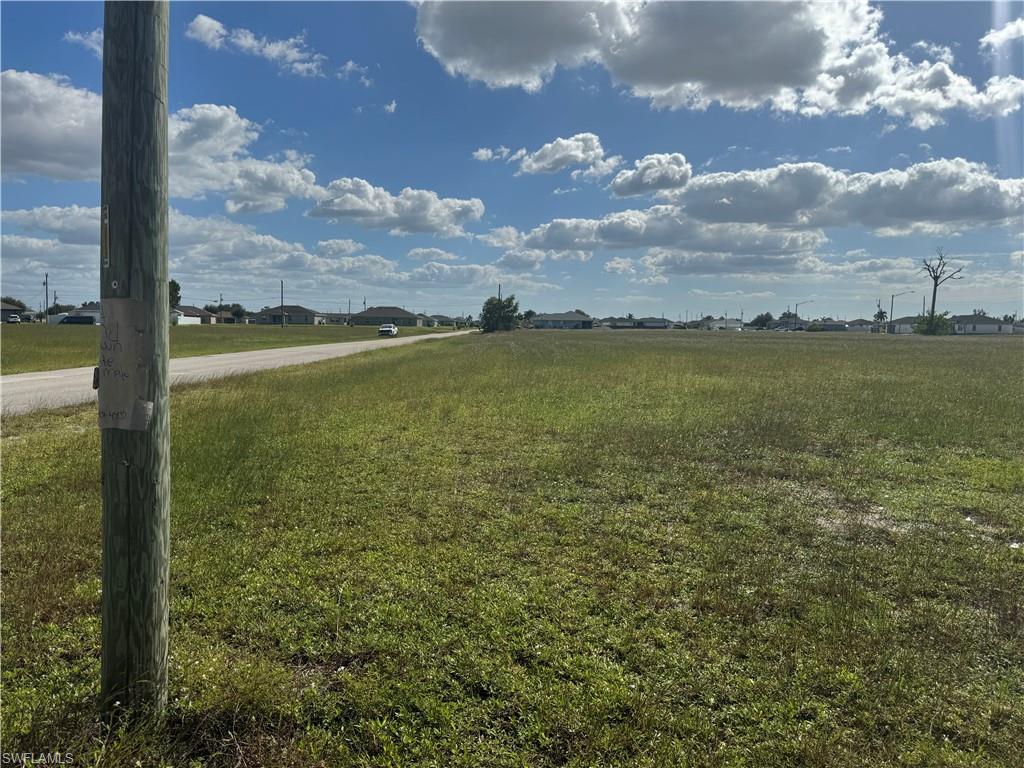 CAPE CORAL - Land
