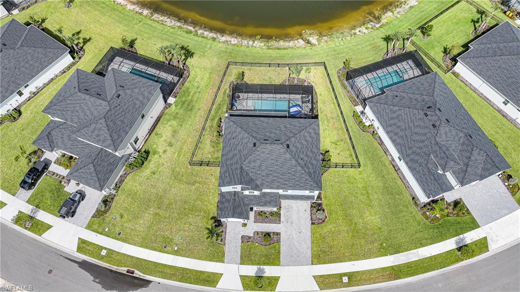 TUCKERS COVE - Residential