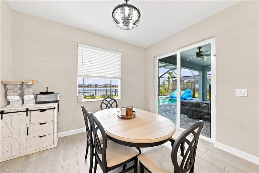 TUCKERS COVE - Residential