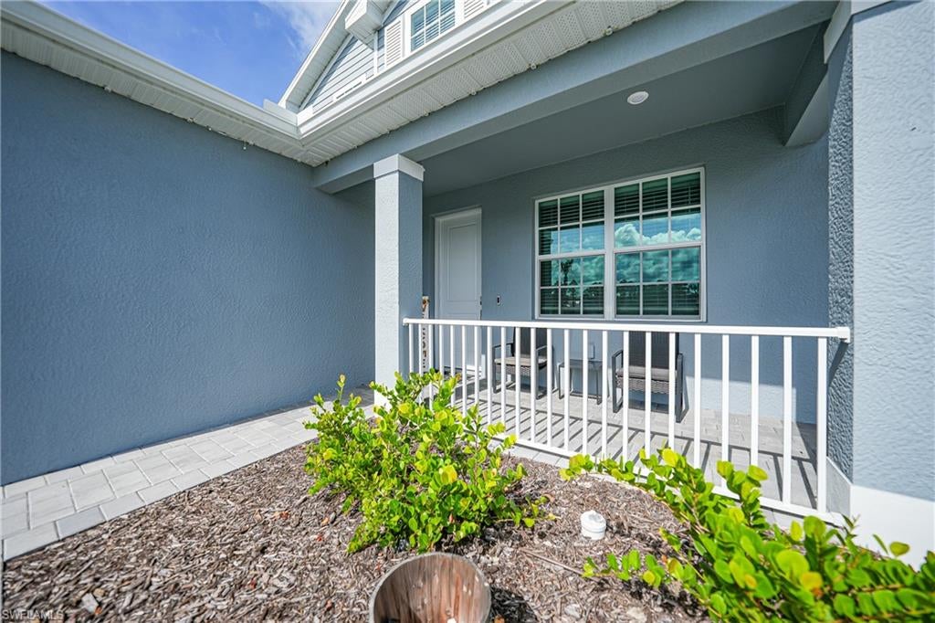 TUCKERS COVE - Residential