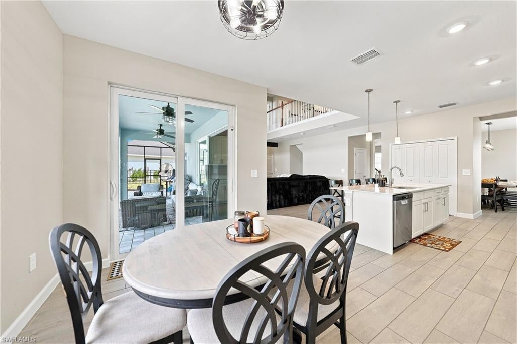 TUCKERS COVE - Residential
