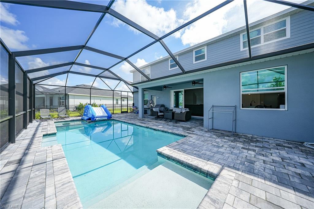 TUCKERS COVE - Residential