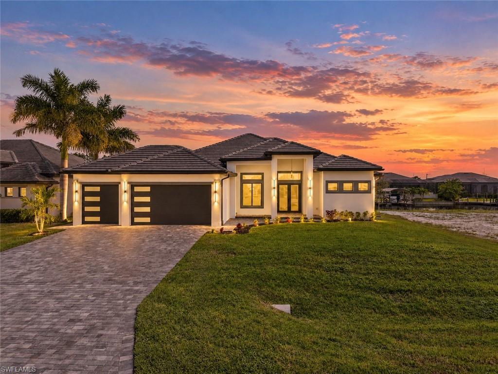 CAPE CORAL - Residential