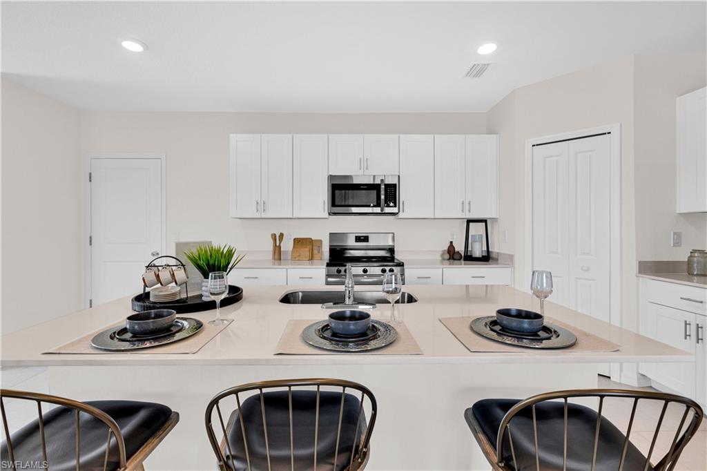 SABAL GLEN AT MIDTOWN - Residential