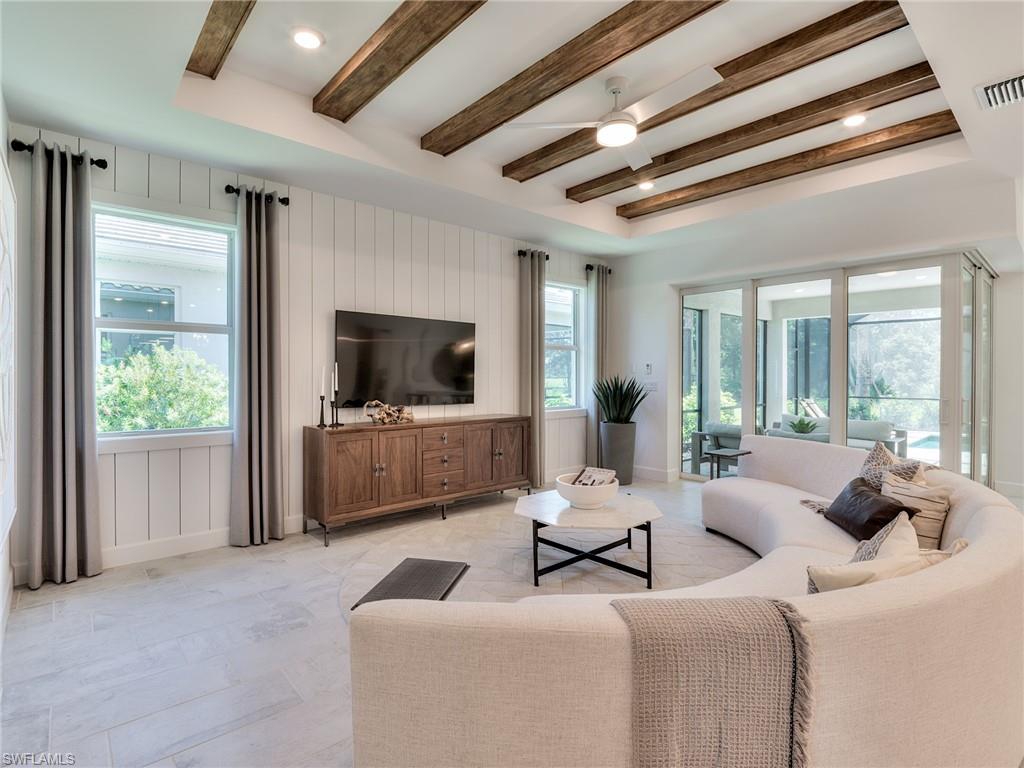 DEL WEBB OAK CREEK - Residential