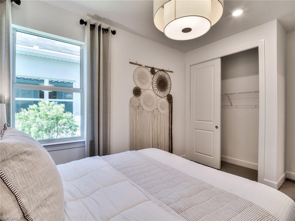 DEL WEBB OAK CREEK - Residential