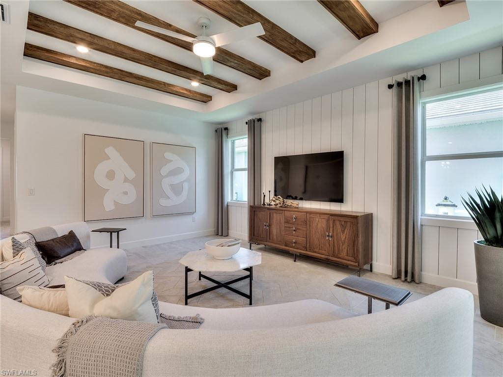 DEL WEBB OAK CREEK - Residential