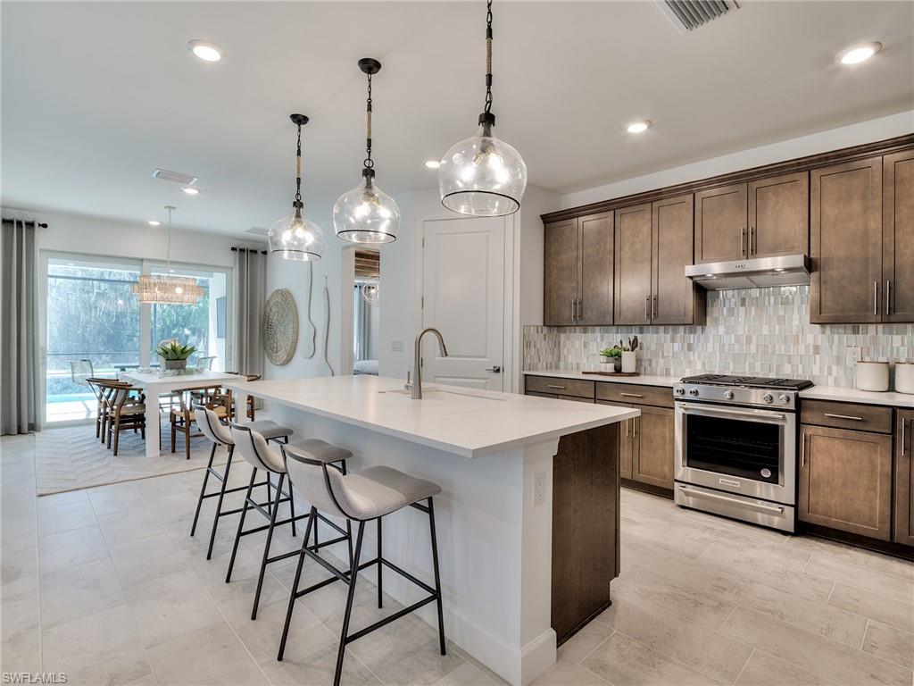 DEL WEBB OAK CREEK - Residential