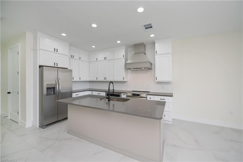SANDOVAL - Residential