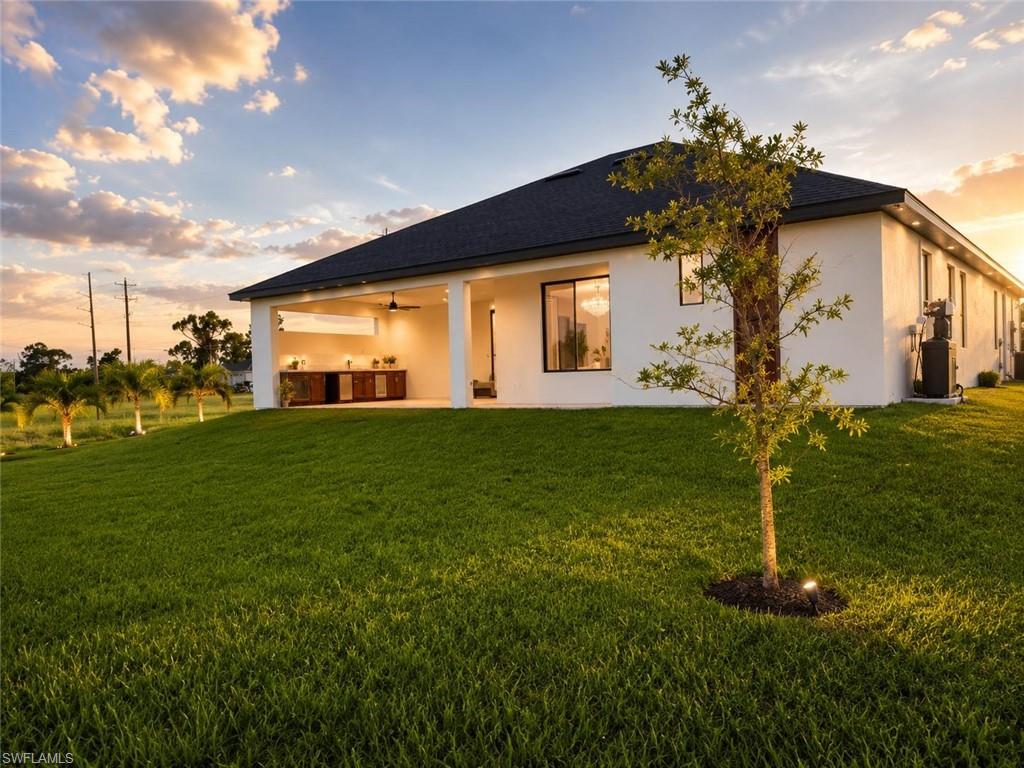 CAPE CORAL - Residential