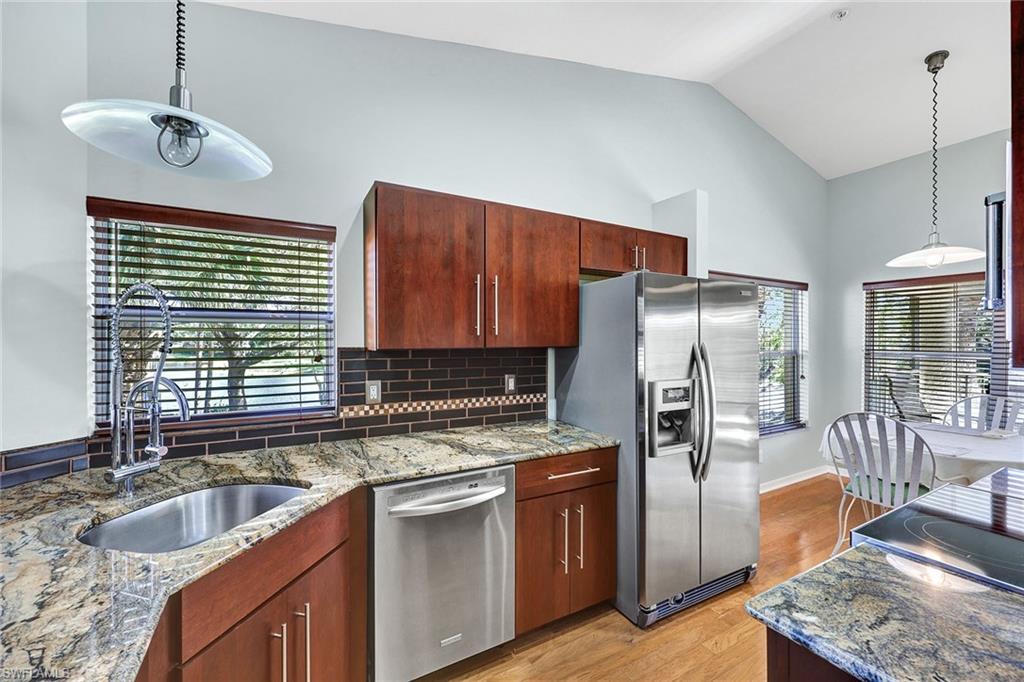 LAKEMONT COVE - Residential