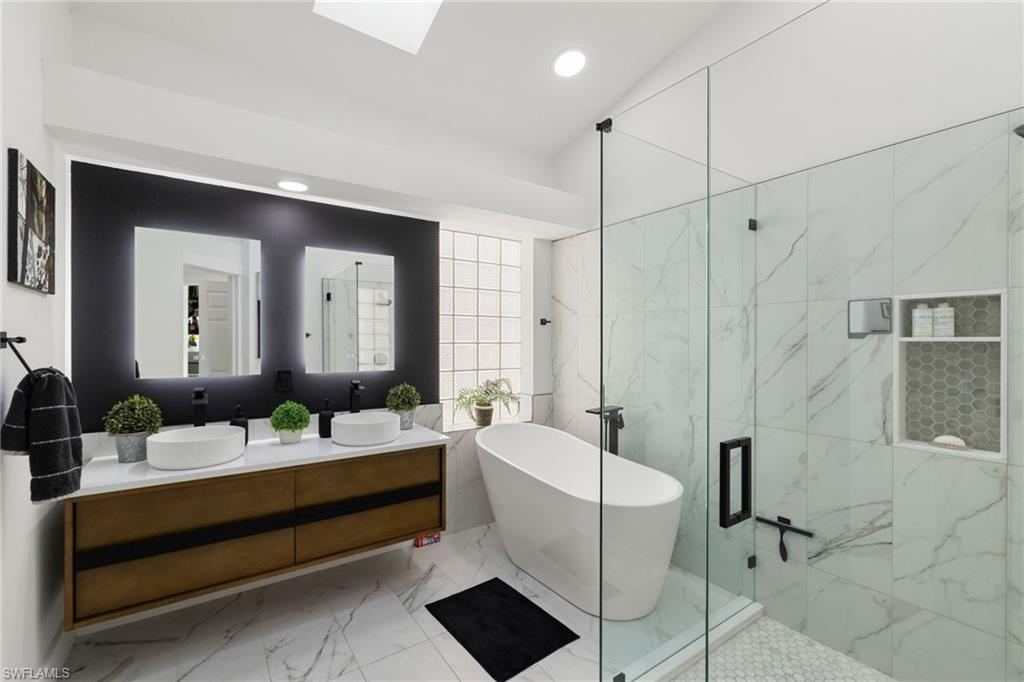 BERKSHIRE LAKES - Residential