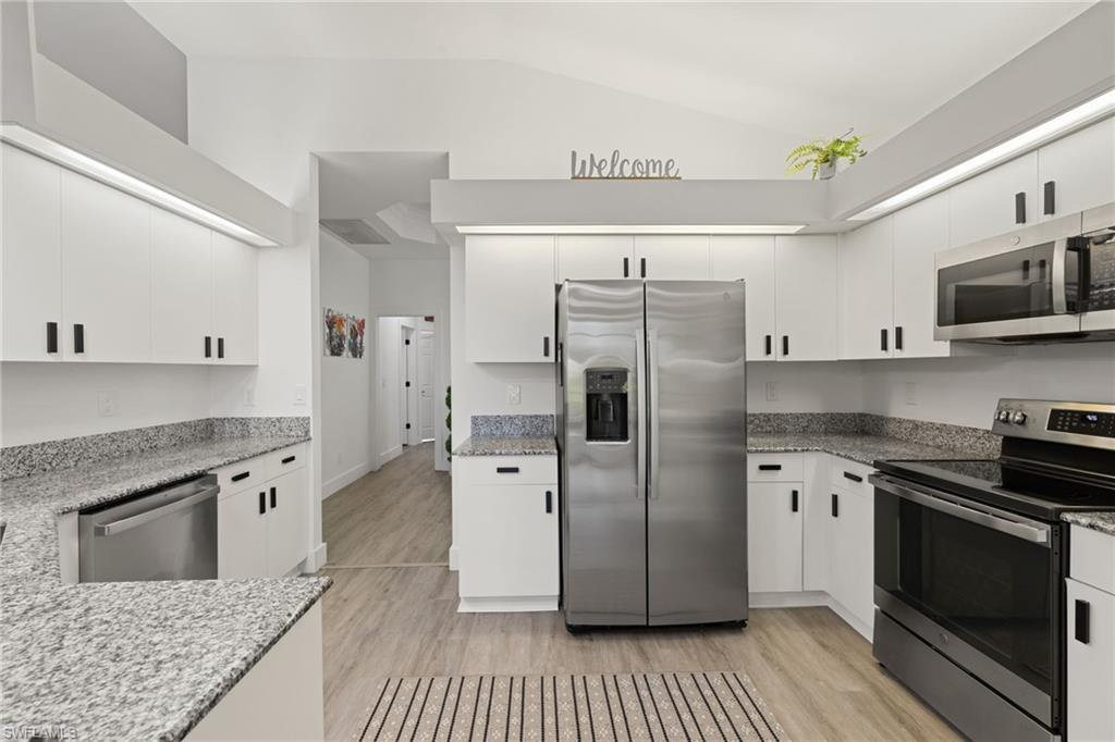 BERKSHIRE LAKES - Residential