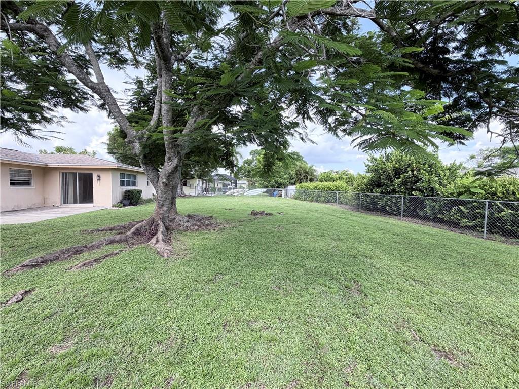 CYPRESS LAKE COUNTRY CLUB ESTATES - Residential