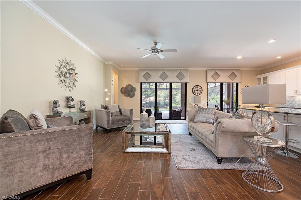 PEBBLE POINTE - Residential