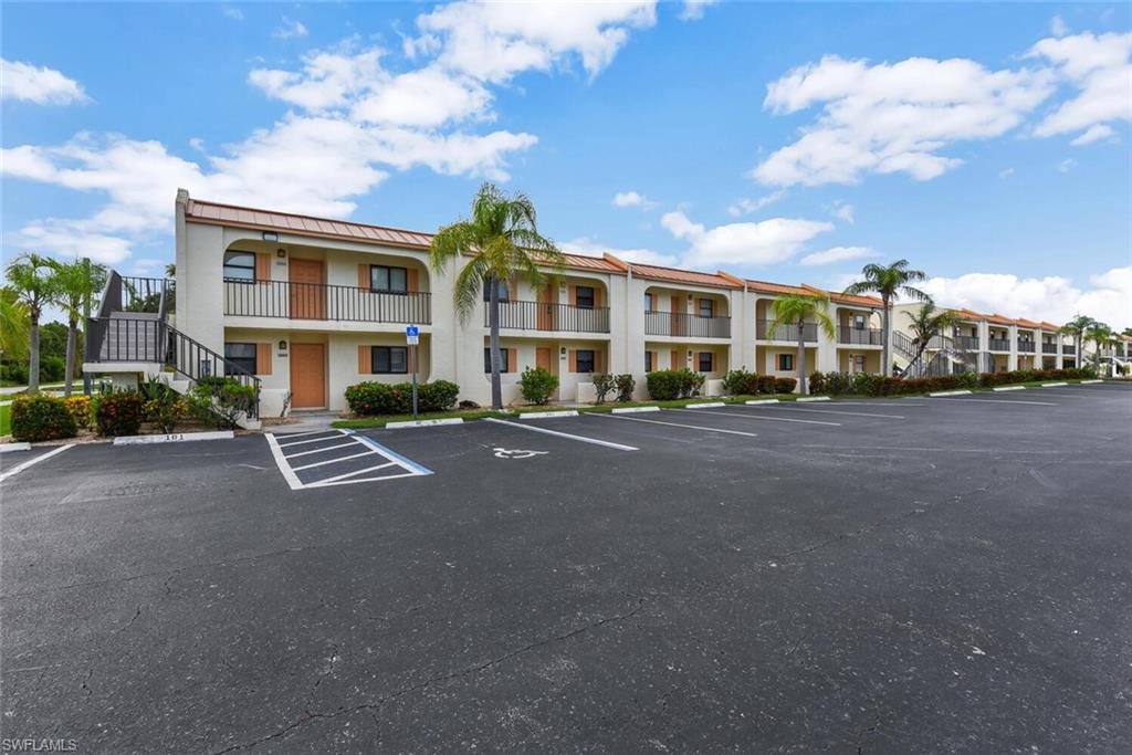 CASA BELLA CONDO - Residential Lease