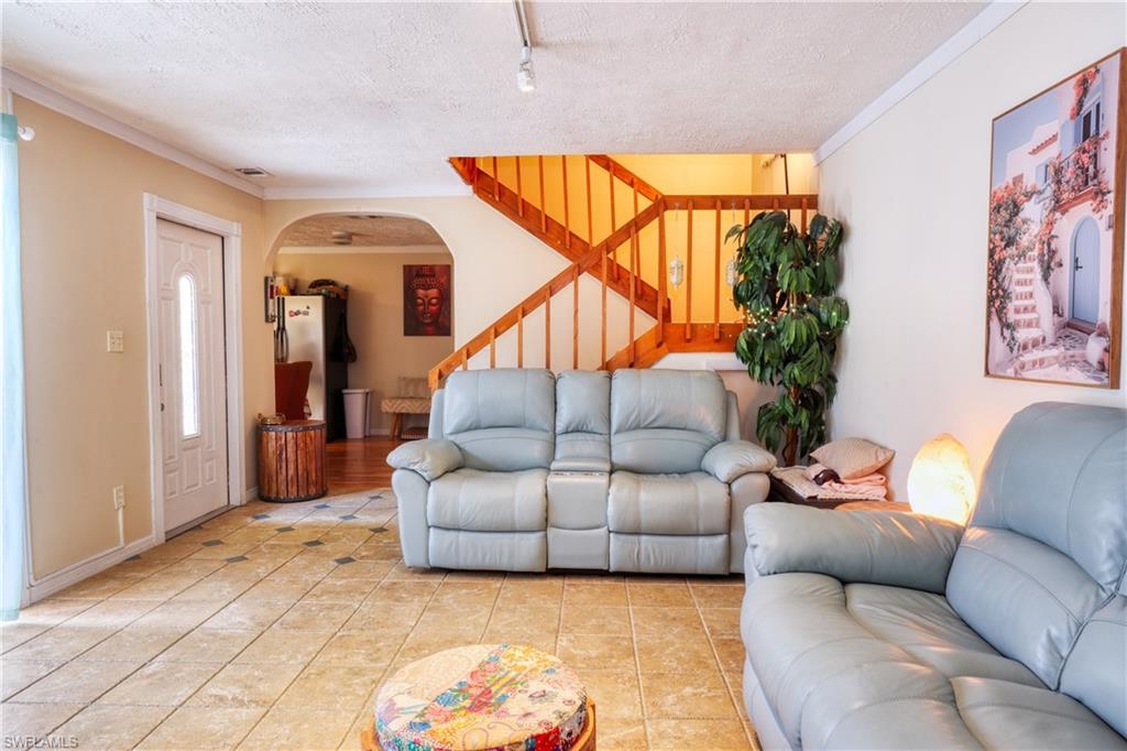 PARKWOODS TOWNHOUSE COMMUNITY - Residential