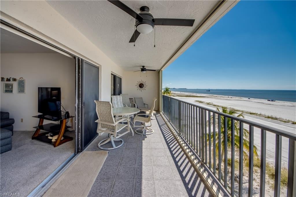 PELICAN WATCH - Residential