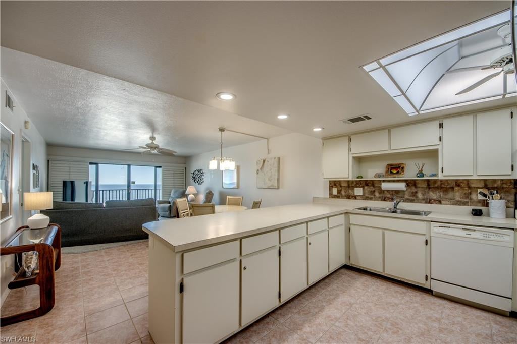 PELICAN WATCH - Residential