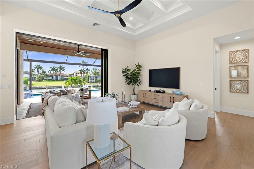 MARCO ISLAND - Residential