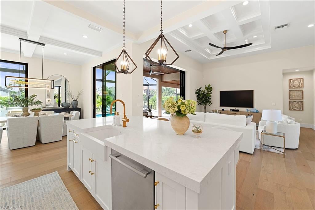 MARCO ISLAND - Residential