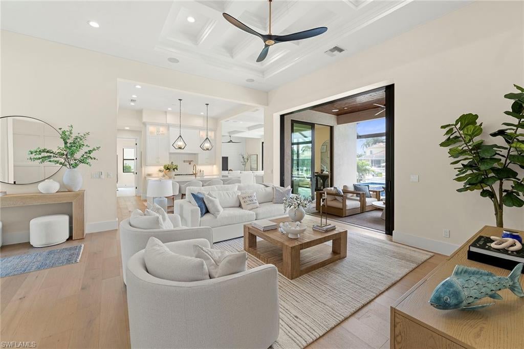 MARCO ISLAND - Residential