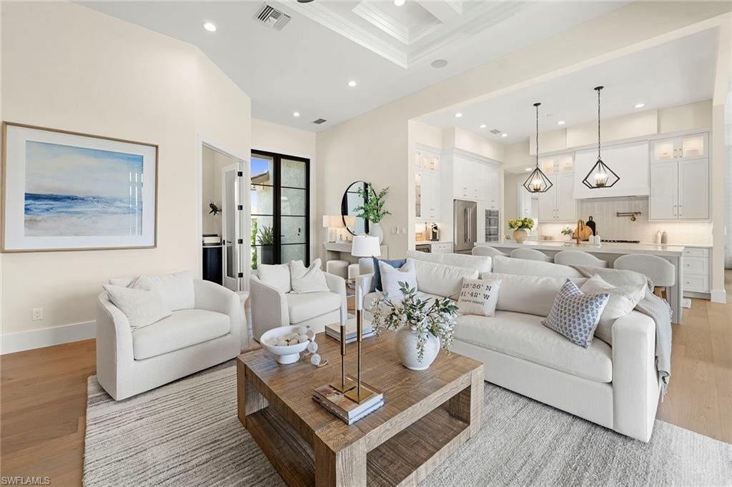 MARCO ISLAND - Residential