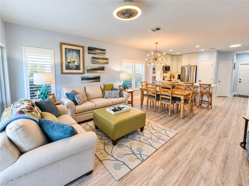 OLYMPIA POINTE - Residential