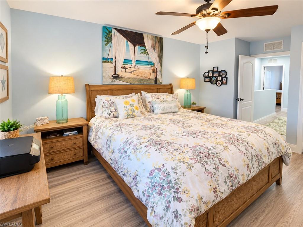 OLYMPIA POINTE - Residential