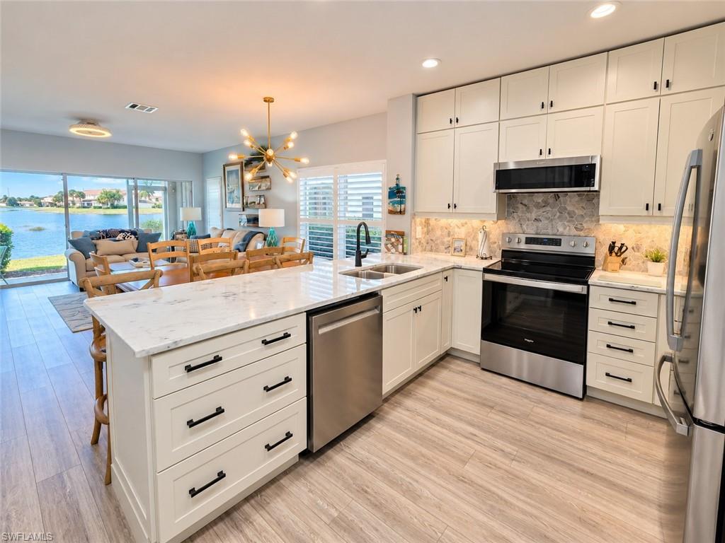 OLYMPIA POINTE - Residential