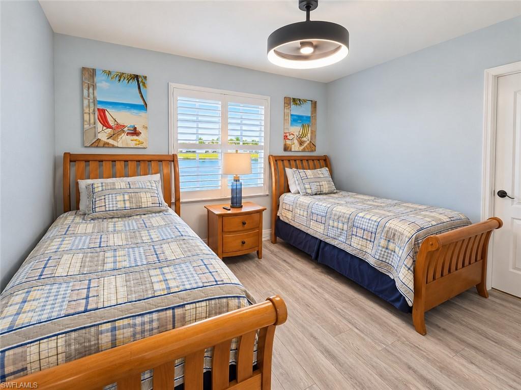 OLYMPIA POINTE - Residential