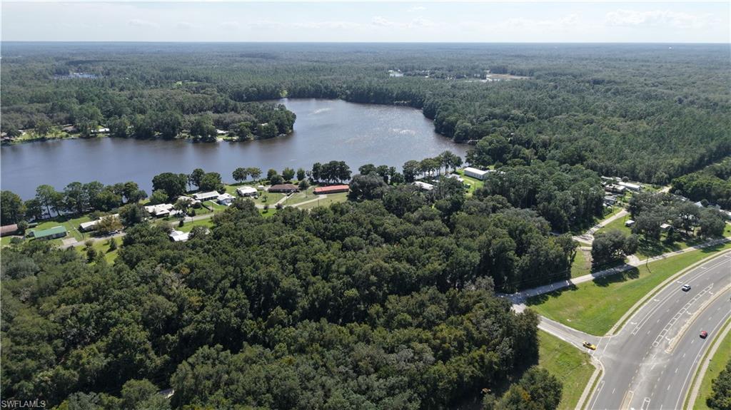 TWIN LAKES - Land
