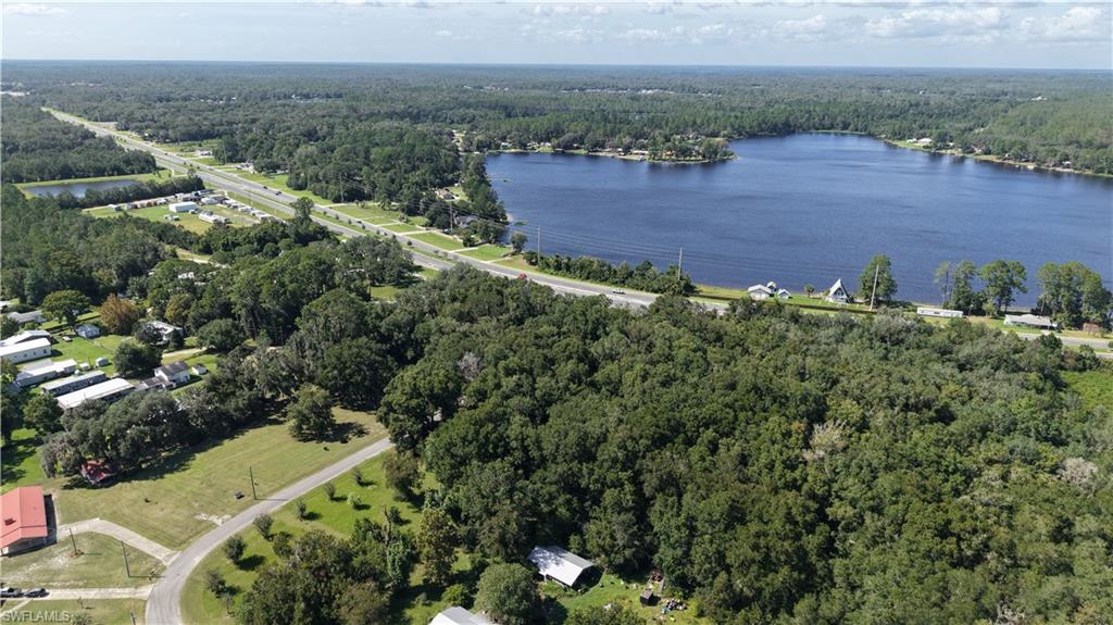 TWIN LAKES - Land