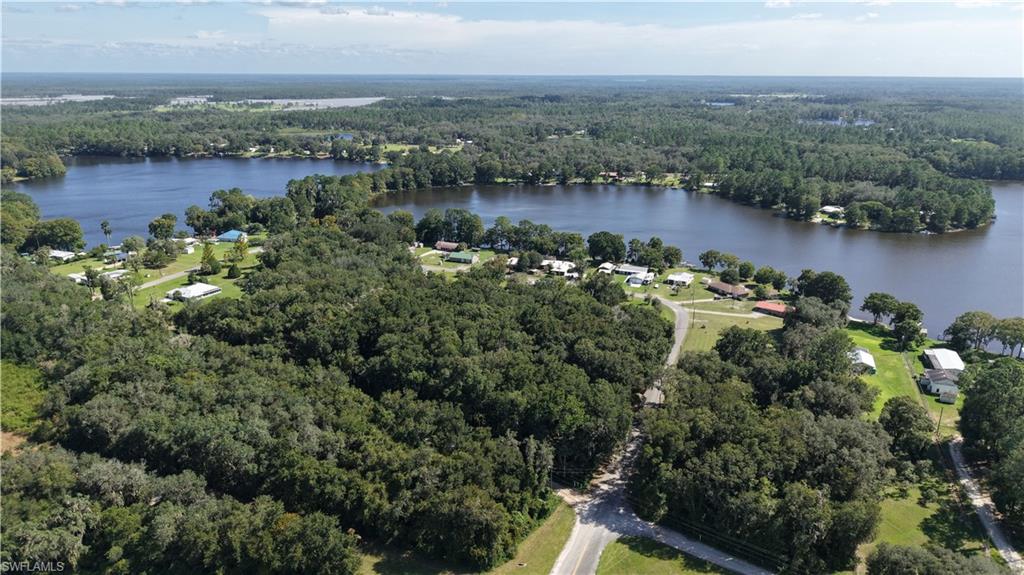 TWIN LAKES - Land