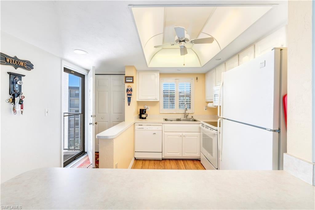 ESTERO COVE CONDO - Residential