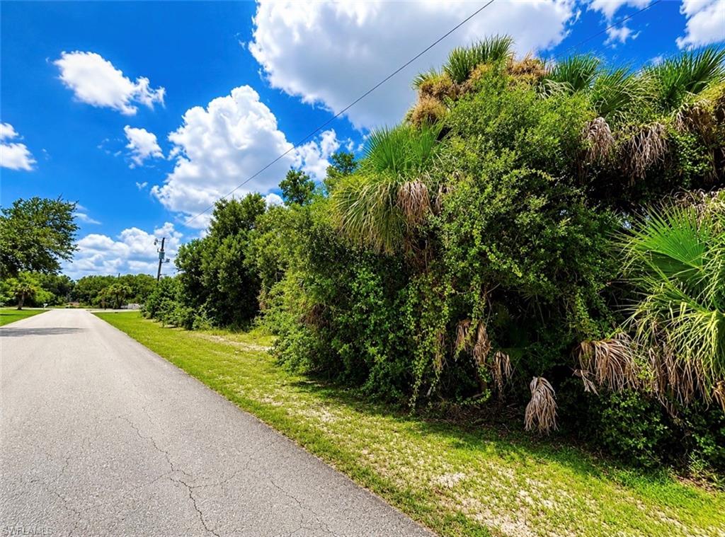 LEHIGH ACRES - Land