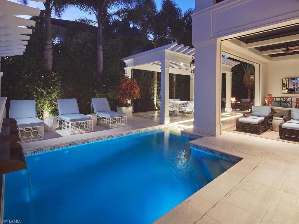 OLDE NAPLES - Residential
