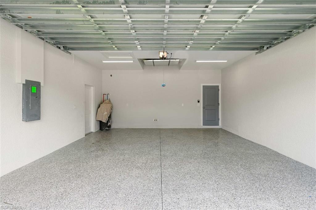 GOLDEN GATE ESTATES - Residential Lease