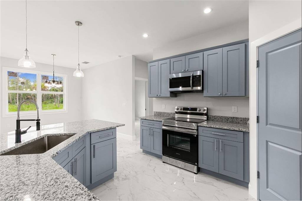 GOLDEN GATE ESTATES - Residential Lease